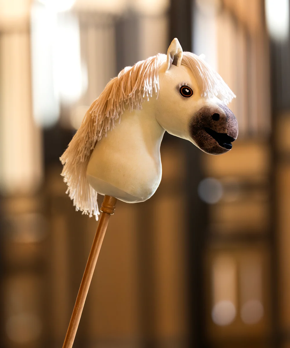 Nalanta hobby horse Antares